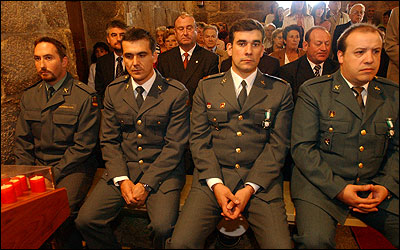Guardas civis celebram o 'Día de la Raza' o passado 12 de Outubro